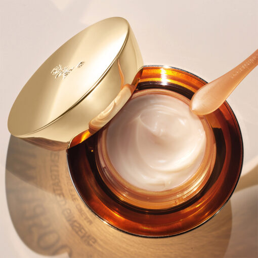 Concentrated Ginseng Renewing Eye Cream 20ml_texture_2